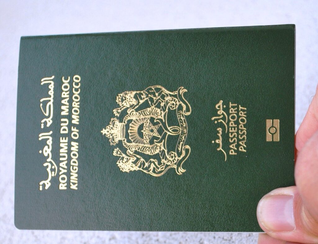 passport 315369290