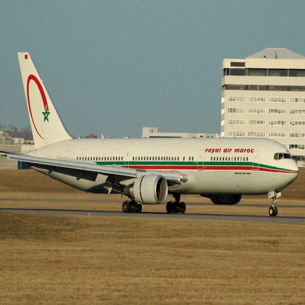 RAM 767-300 CN-RNT arriving Montreal-Turdeau, April 2007