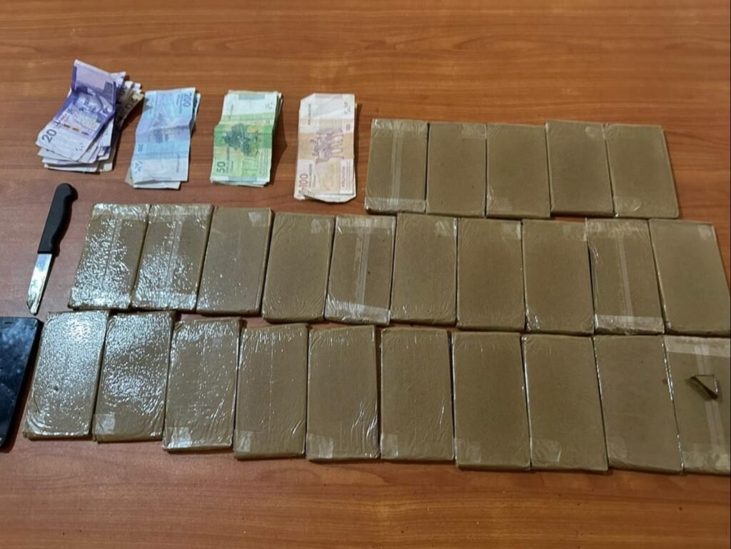 0e9aa405 189d 4e88 983c a1acd6aef05a