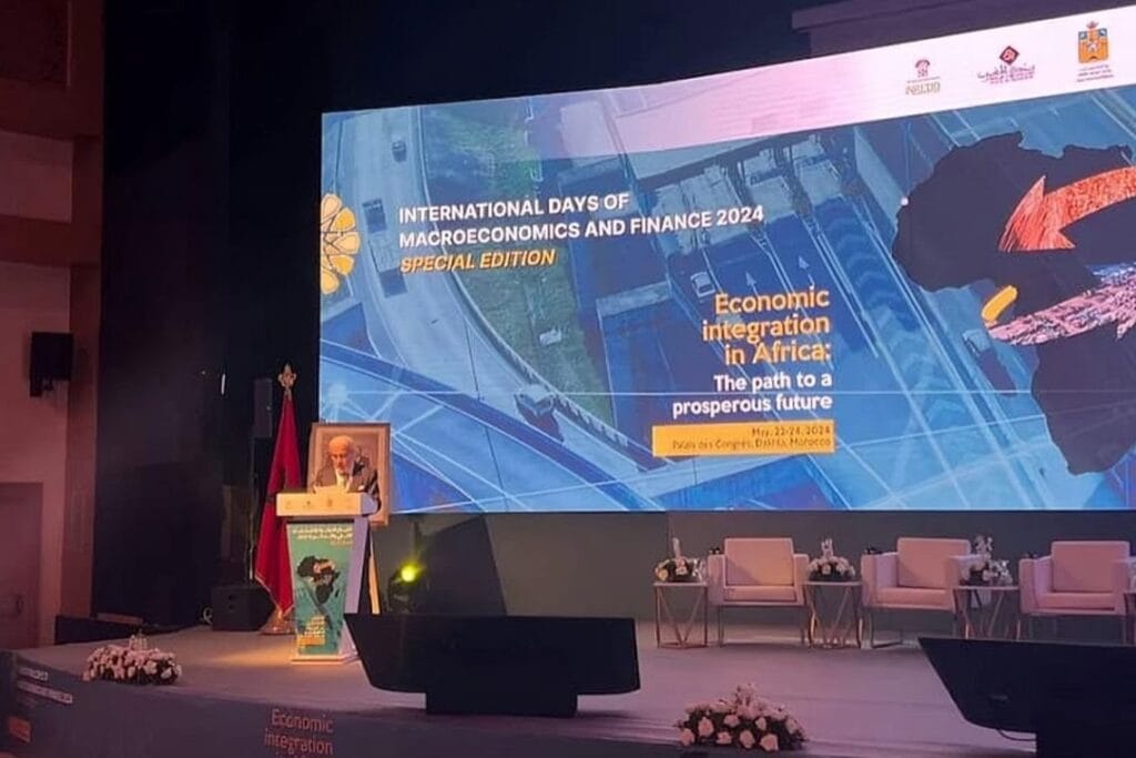 الأيام-الدولية-للاقتصاد-الكلي-والمالية-1140×760